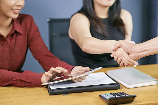 The best businesses develop under a win-win scheme